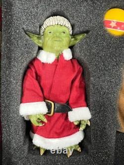 Sideshow Collectibles Star Wars 1/6 scale Holiday Yoda