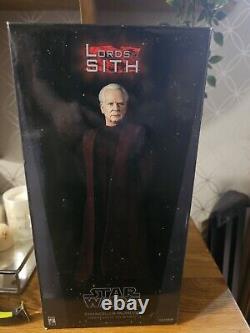 Sideshow Collectibles Star Wars Darth Sideous & Palpatine read Description