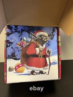 Sideshow Collectibles Star Wars Holiday Yoda 16 Scale Figure