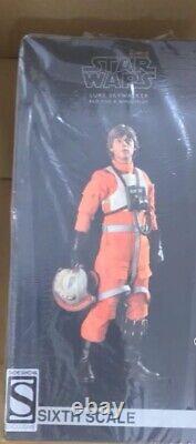 Sideshow Hot Toys Star Wars Luke Skywalker Red Five X-wing 1/6 Scale New