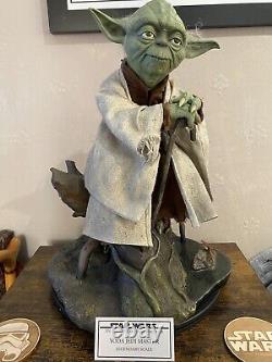 Sideshow Legendary 1/2 Scale Yoda Star Wars Statue