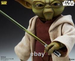 Guerre des étoiles Les Clone Wars Figurine à l'échelle 1:6 de Yoda Sideshow Toys