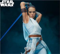 Star Wars : La montée de Skywalker - Figurine REY en format Premium par Sideshow